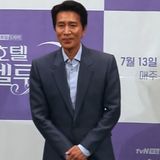 신정근