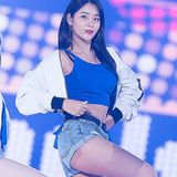 유나
