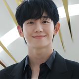 정해인