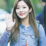 정은우