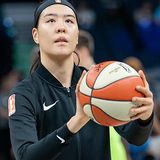 박지수