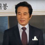 백윤식