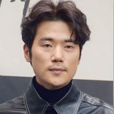 김강우