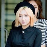 민
